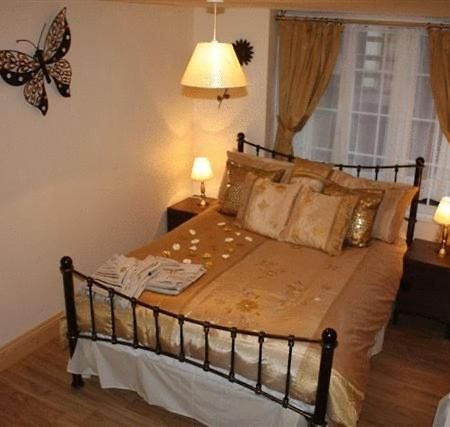 Robertsbridge Retreat At Cornhill Self Catering Apartments Bilik gambar