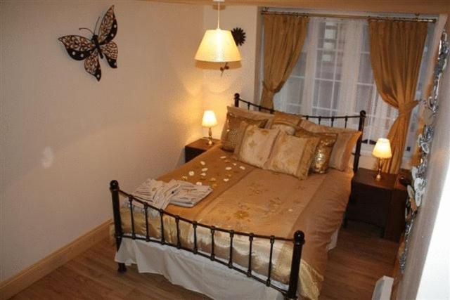 Robertsbridge Retreat At Cornhill Self Catering Apartments Bilik gambar